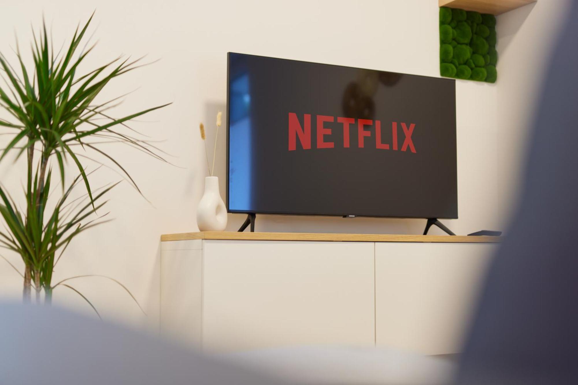 Homeme 1 I Zentral I Netflix I Kueche I Parkplatz I Kliniknah باد اوينهاوسن المظهر الخارجي الصورة